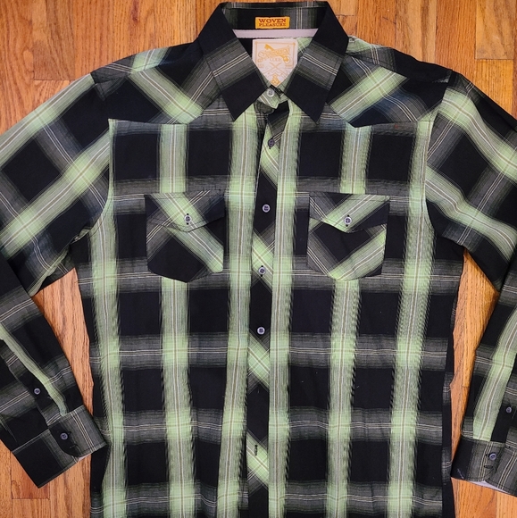 Shirt - Picture 2 of 4